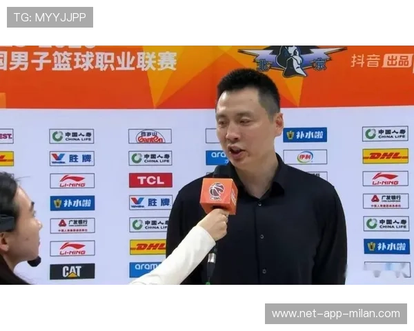 球员在赛场上凭借冷静与决断力屡次扭转战局（157 ）